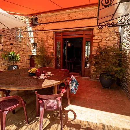 Casa de Férias Maison Des Papillons Daglan