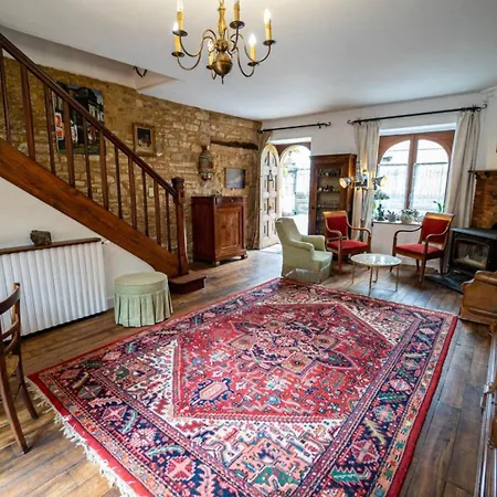 بيت للعطل Maison Des Papillons *